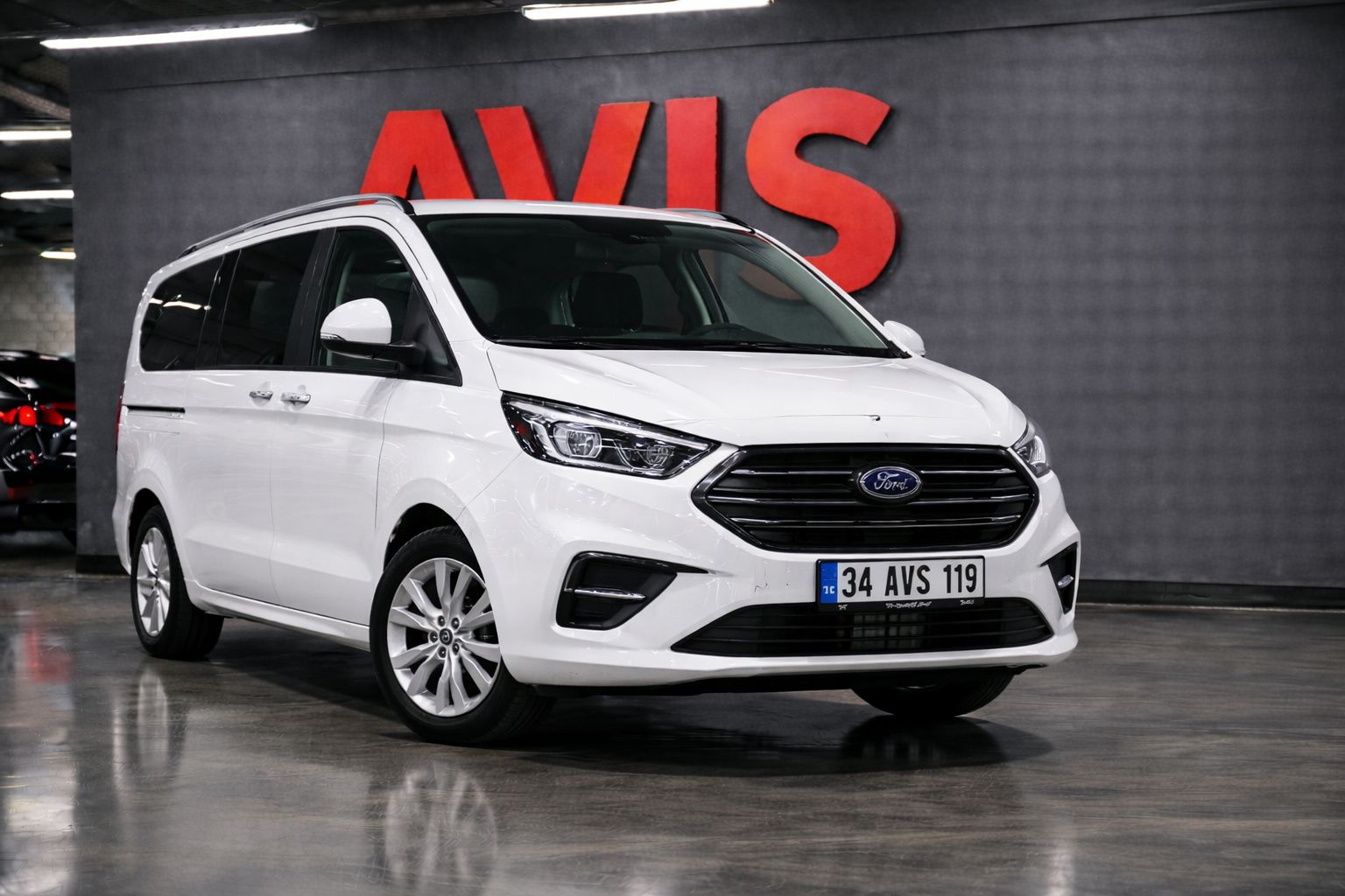 FORD TOURNEO
